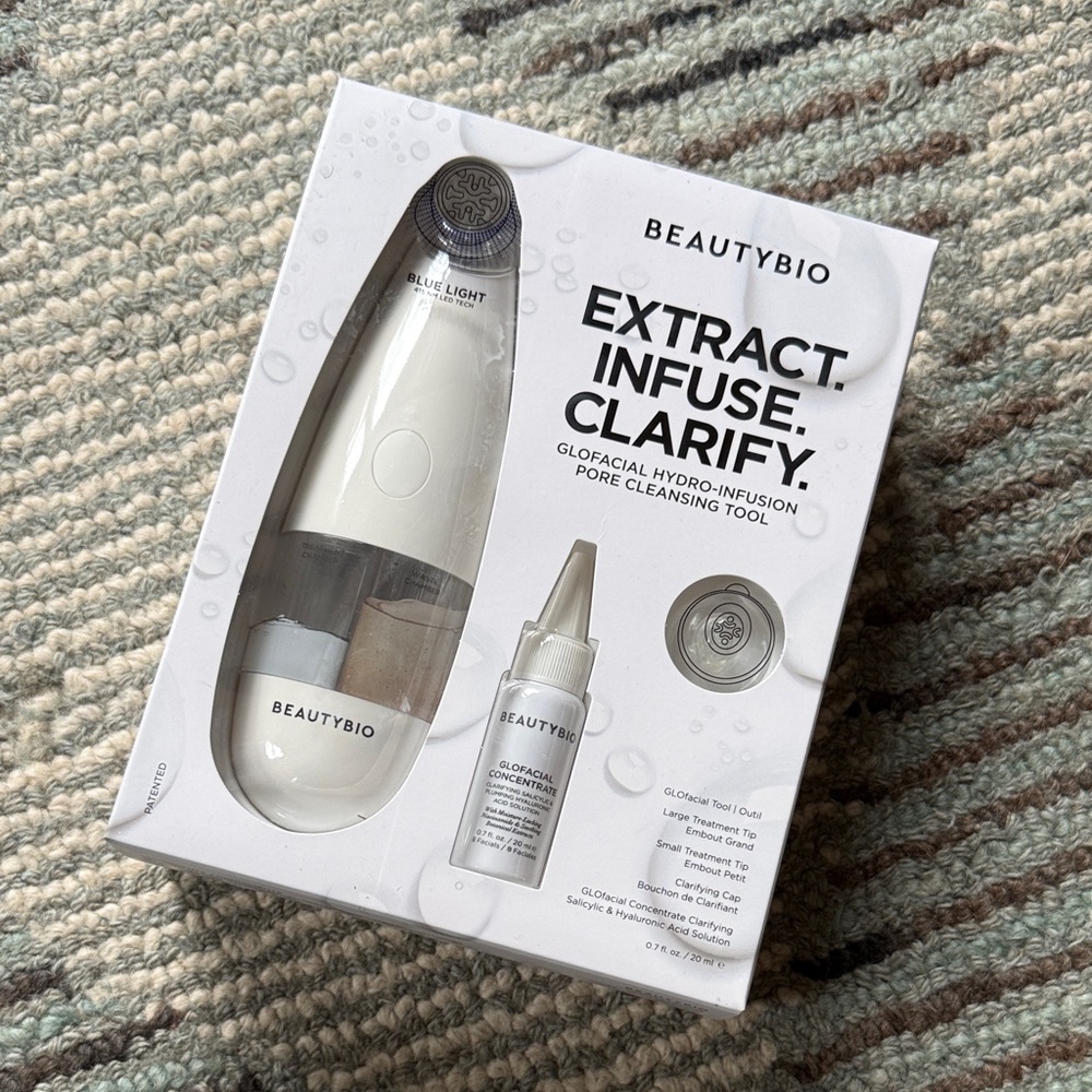 Beautybio GLOfacial Hydro-Infusion Pore Cleansing + Blue LED Clarifying Tool